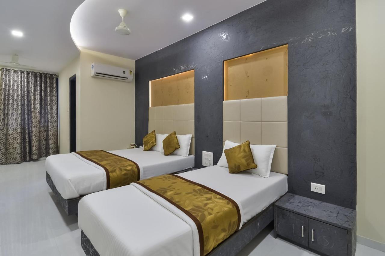Hotel Aroma- Dadar Мумбаї Екстер'єр фото