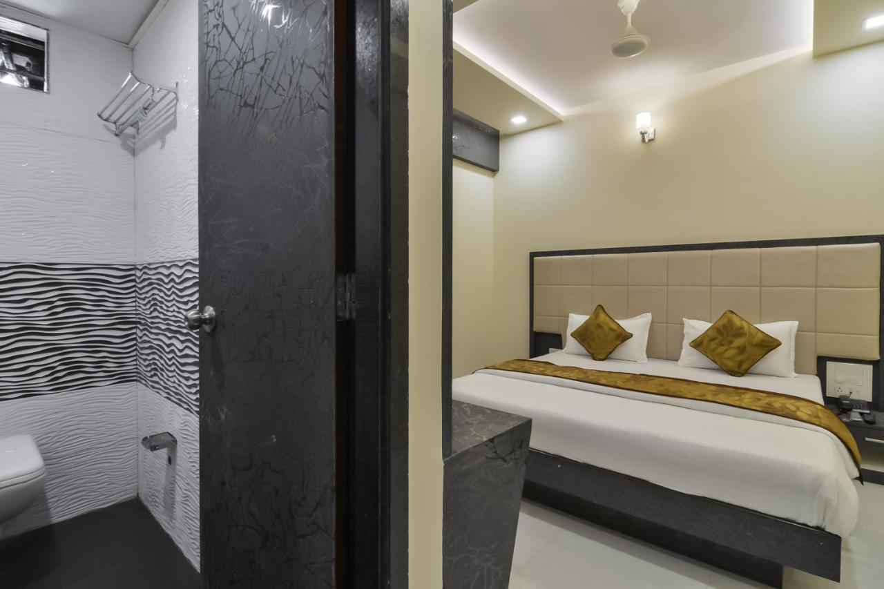 Hotel Aroma- Dadar Мумбаї Екстер'єр фото