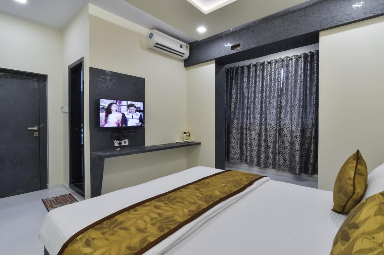 Hotel Aroma- Dadar Мумбаї Екстер'єр фото