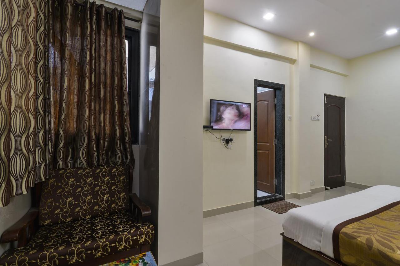 Hotel Aroma- Dadar Мумбаї Екстер'єр фото