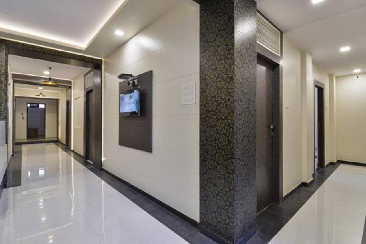 Hotel Aroma- Dadar Мумбаї Екстер'єр фото